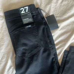 Joe's curve skinny ankle black jeans! NWT
